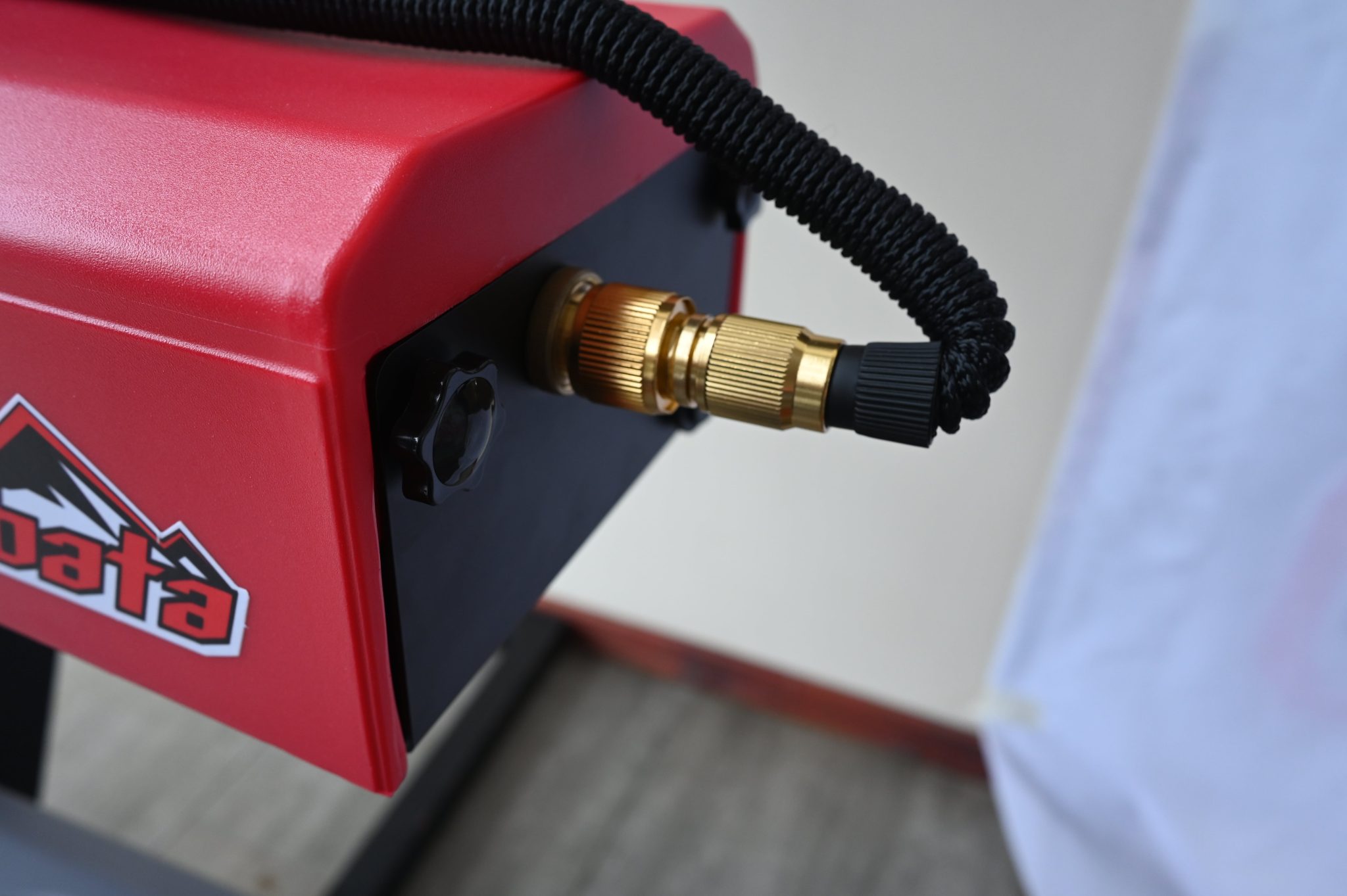 JHC_0768-min-2048x1363